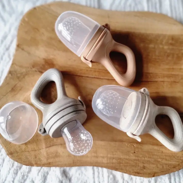 Vaisių ir maisto žindukas – švelnios rudos spalvos