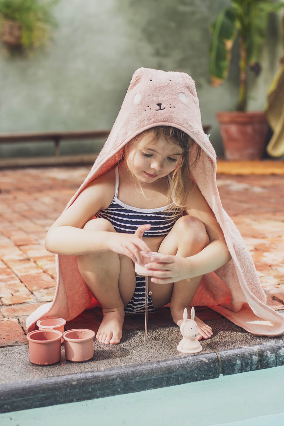 Rankšluostis su gobtuvu „Zuikis“