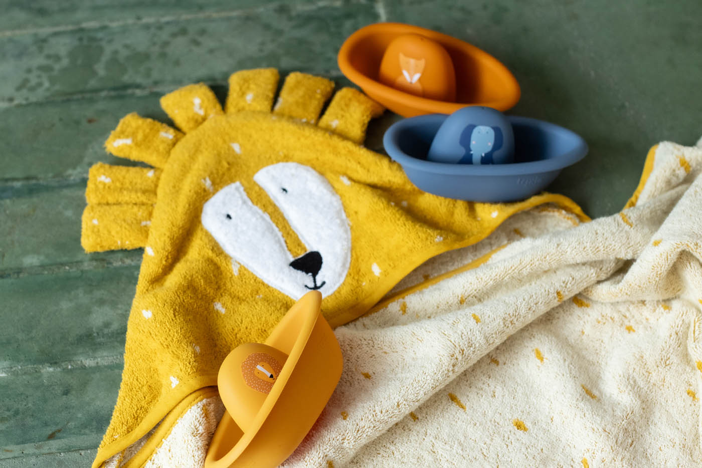 Rankšluostis su gobtuvu „Liūtas“