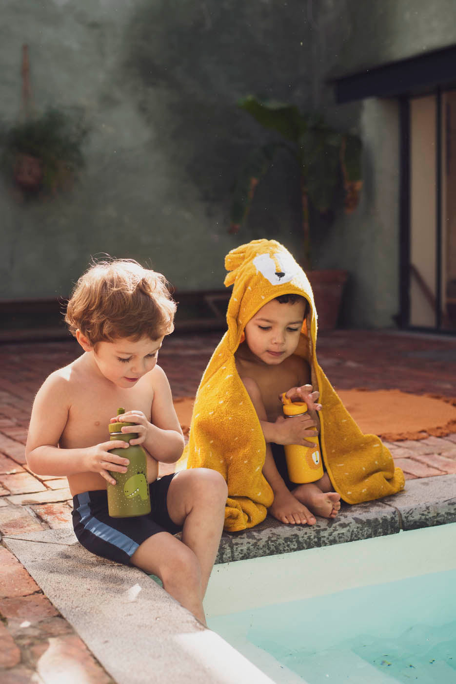 Rankšluostis su gobtuvu „Liūtas“