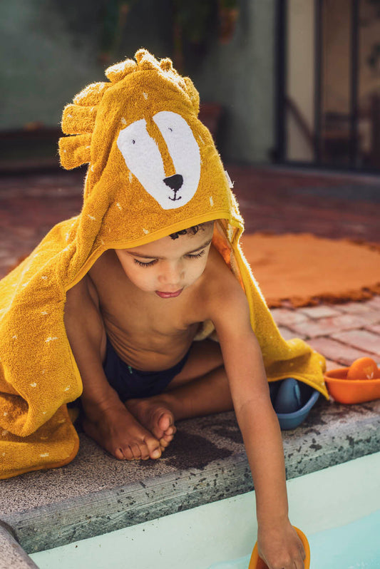 Rankšluostis su gobtuvu „Liūtas“