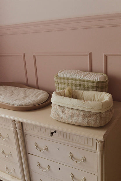 Dygsniuotas krepšys „Rose“