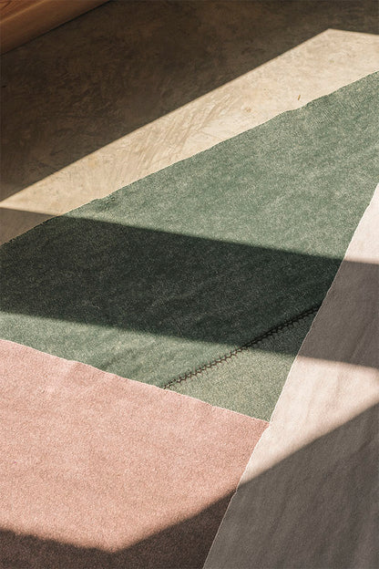 Skalbiamas vintažinis kilimas "Duck Green"