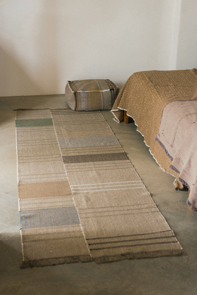 Rankomis austas pufas „Puebla“