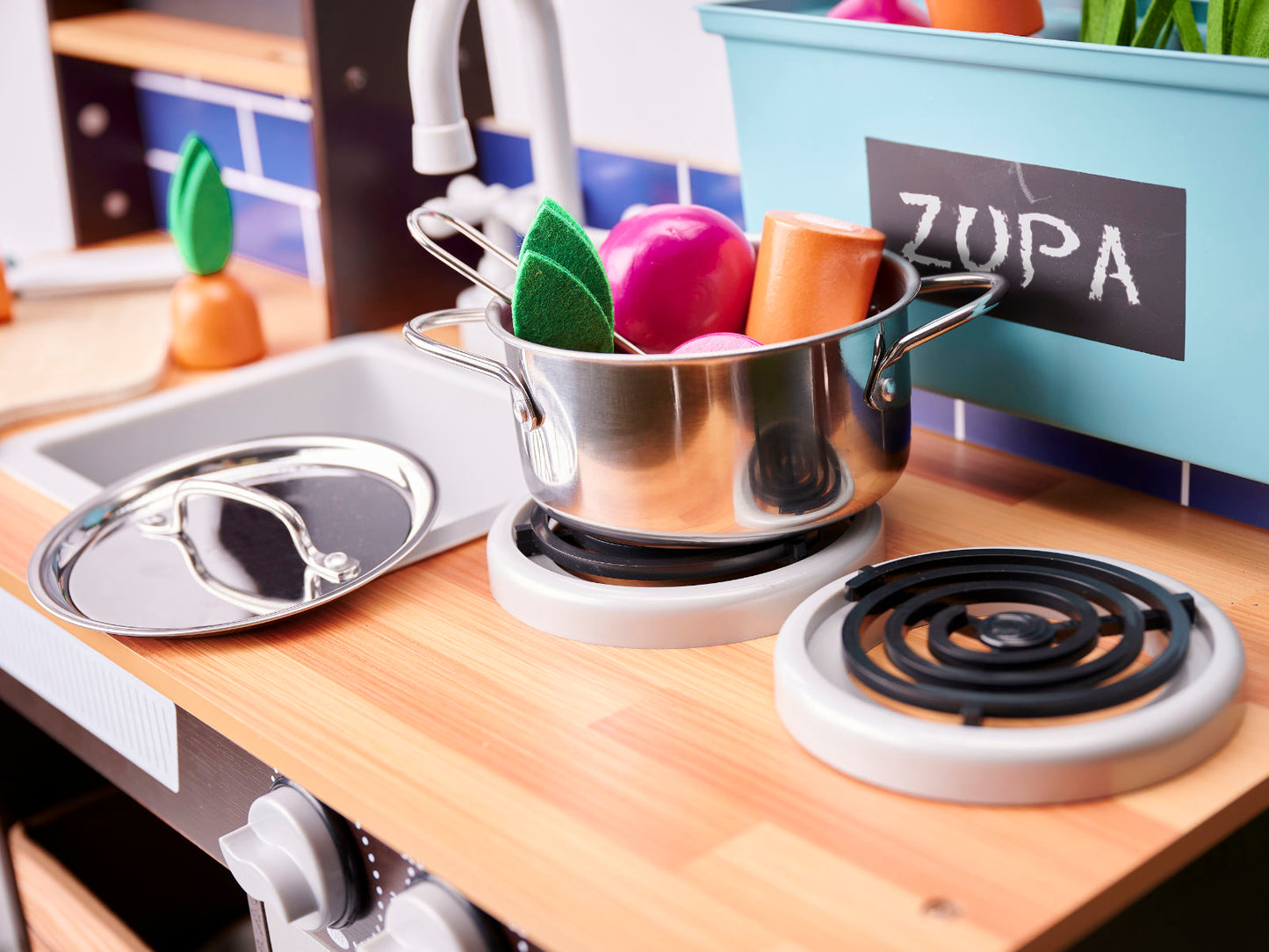 Medinė vaikiška virtuvėlė iš MDF su priedais, 96 cm