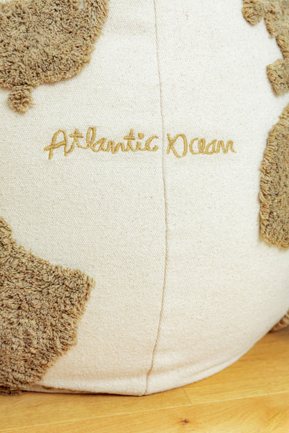 Pasaulio žemėlapio pufas „Rugcycled"