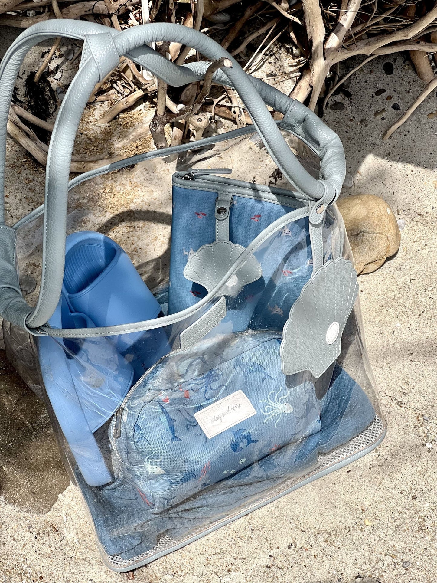 Šviesiai mėlynas mamos paplūdimio krepšys