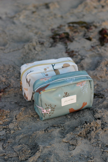 Smėlio spalvos kosmetinė