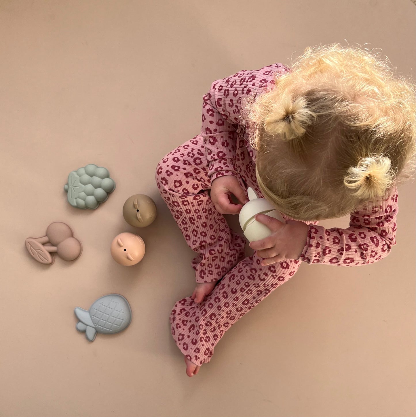 Smėlio formelių rinkinys – vaisiai