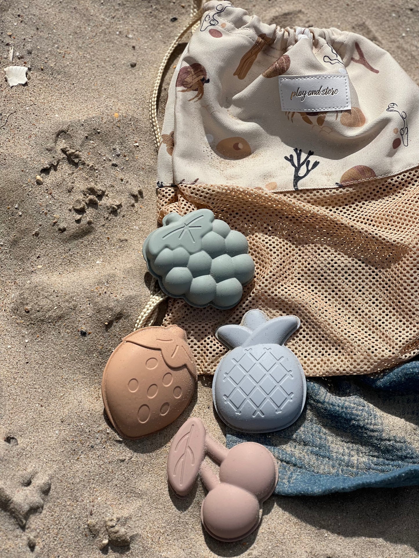 Smėlio formelių rinkinys – vaisiai