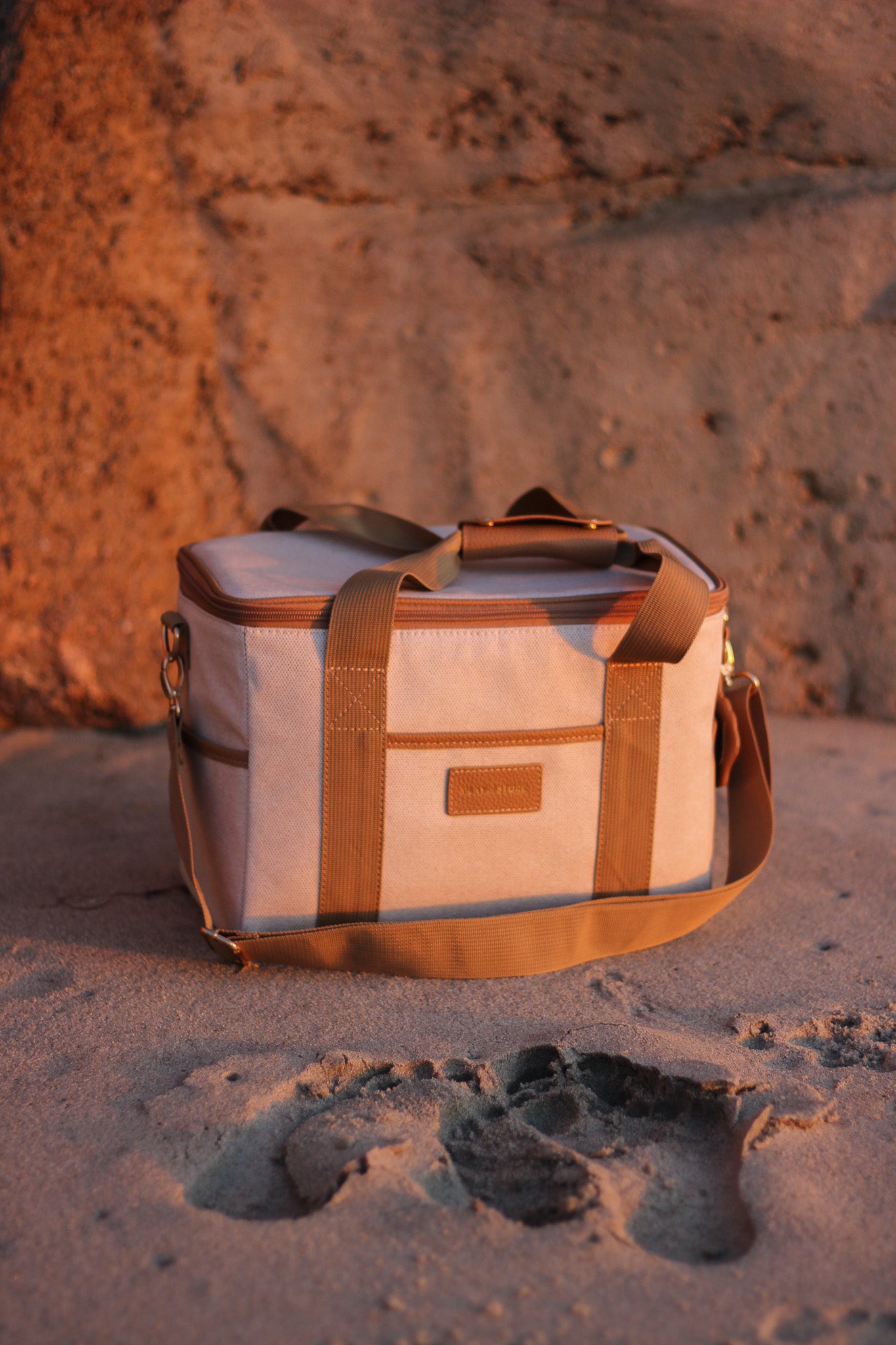 Rudas pietų krepšys