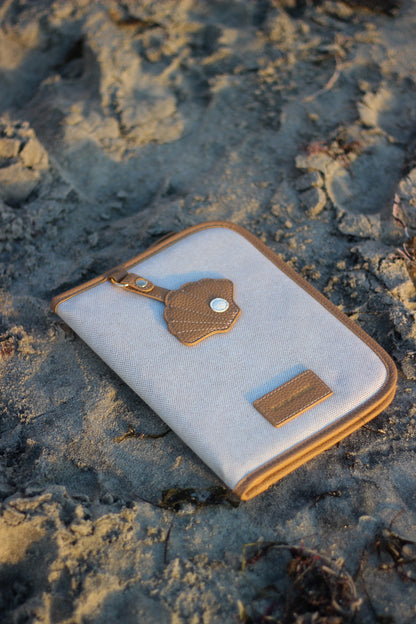 Rudas dokumentų dėklas