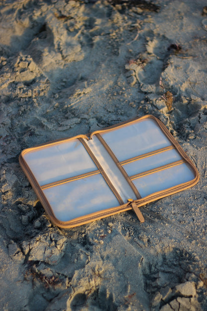 Rudas dokumentų dėklas