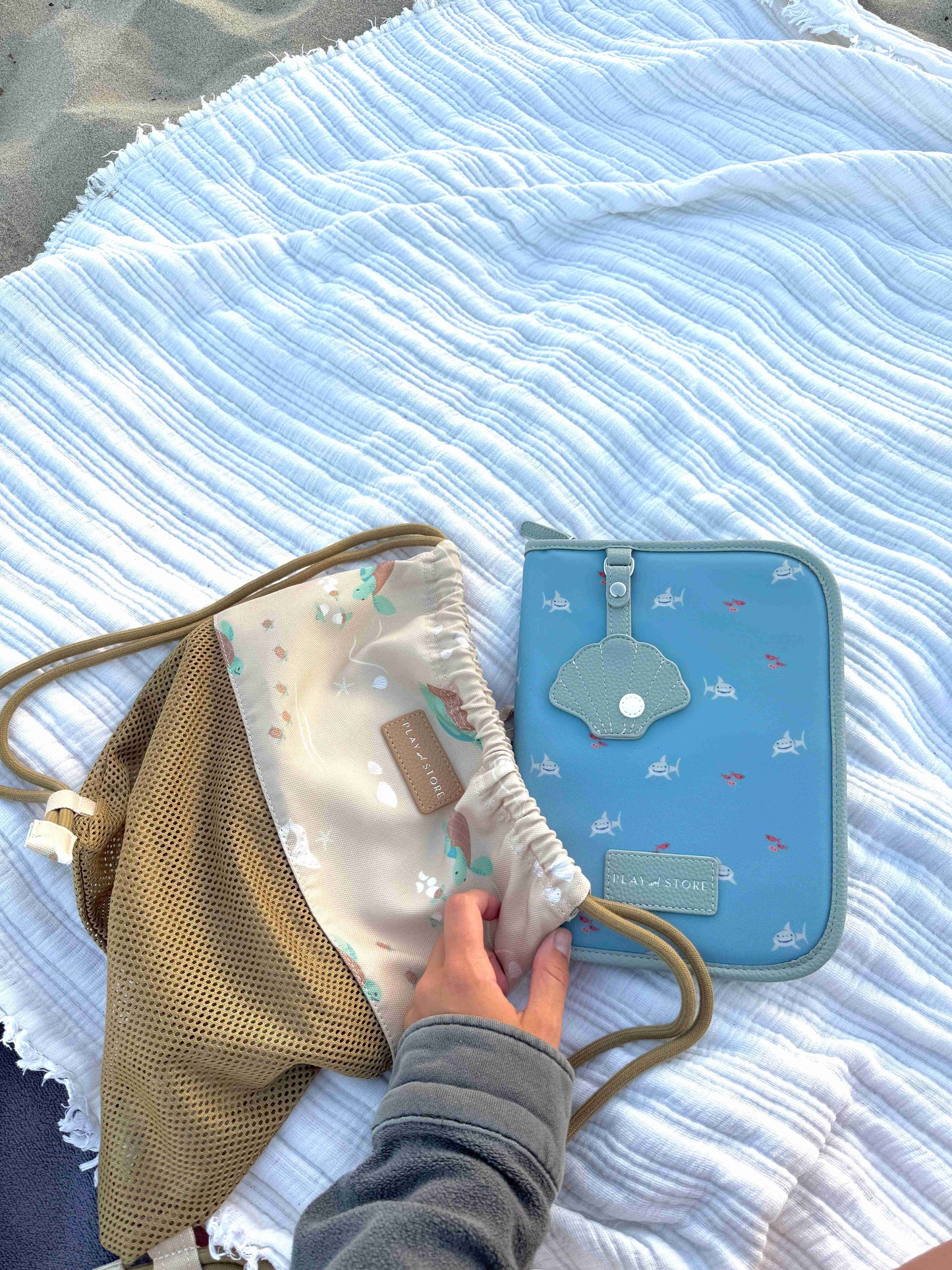 Dokumentų dėklas su rykliais