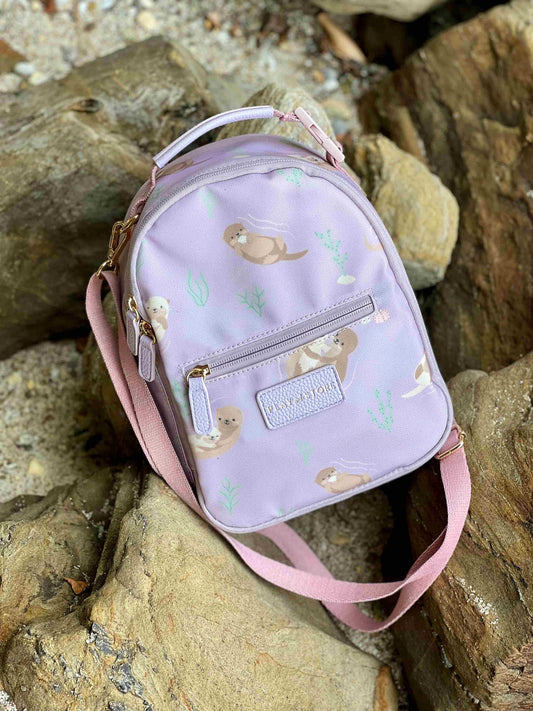 Tamsiai rožinė keliautojų pietų kuprinė