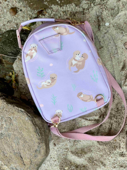 Tamsiai rožinė keliautojų pietų kuprinė