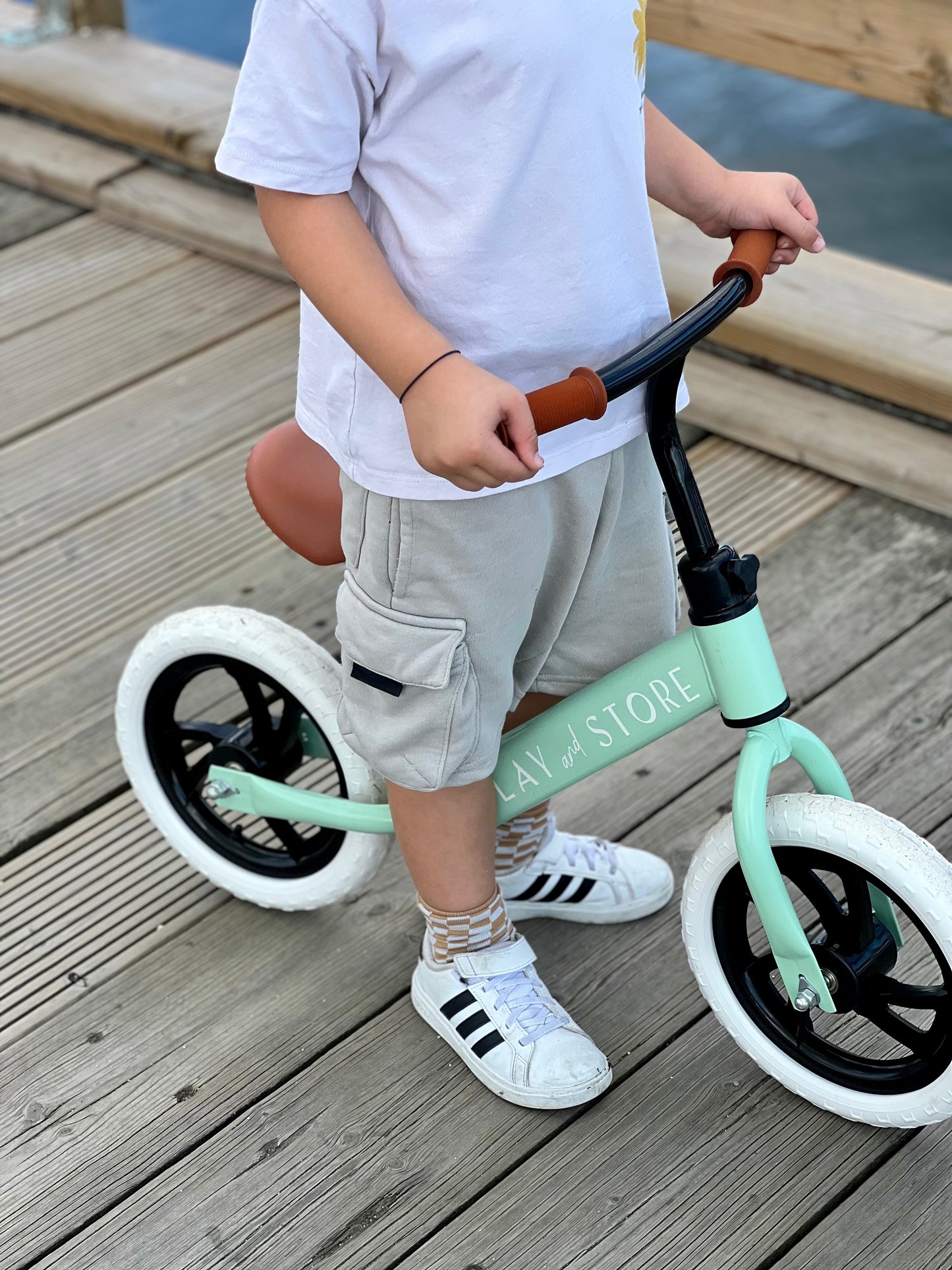 PREMIUM ŽALIAS BALANSINIS DVIRATIS