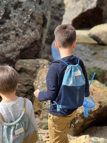 Sportinis krepšys su rykliais