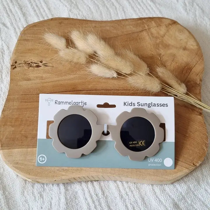 Vaikiški saulės akiniai su UV400 apsauga „Gėlė“ –pilkos spalvos